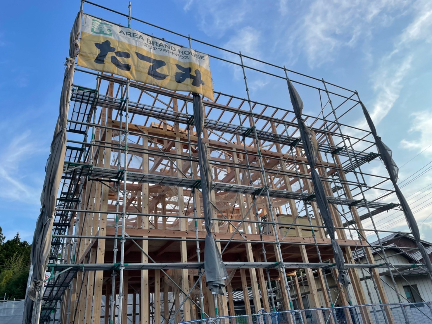 【お施主様ゴト】先日、富士吉田で棟上げをおこないました！